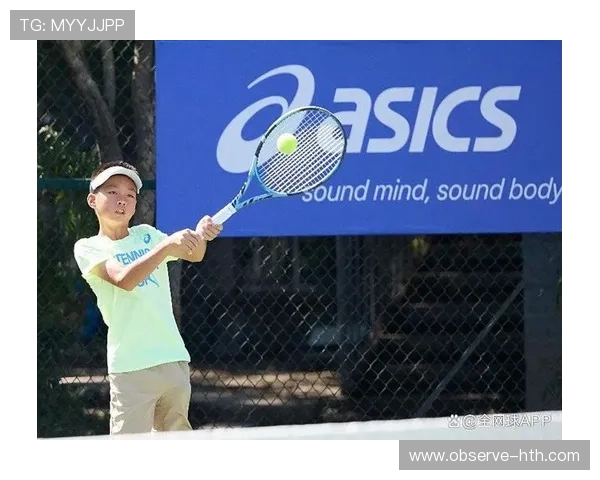 全新网球赛季开幕 世界顶级选手激烈争夺冠军荣耀