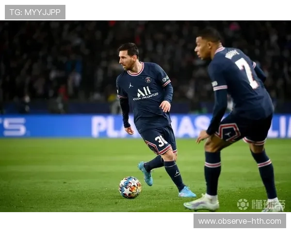 梅西领衔大巴黎新赛季阵容豪华升级 曼联遭遇伤病困扰球队状态堪忧 梅西领衔大巴黎新赛季阵容豪华升级 曼联遭遇伤病困扰球队状态堪忧