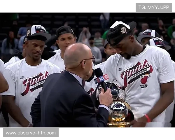 热火新赛季阵容升级冲击东部冠军前景引关注巴特勒状态成关键因素 热火新赛季阵容升级冲击东部冠军前景引关注巴特勒状态成关键因素