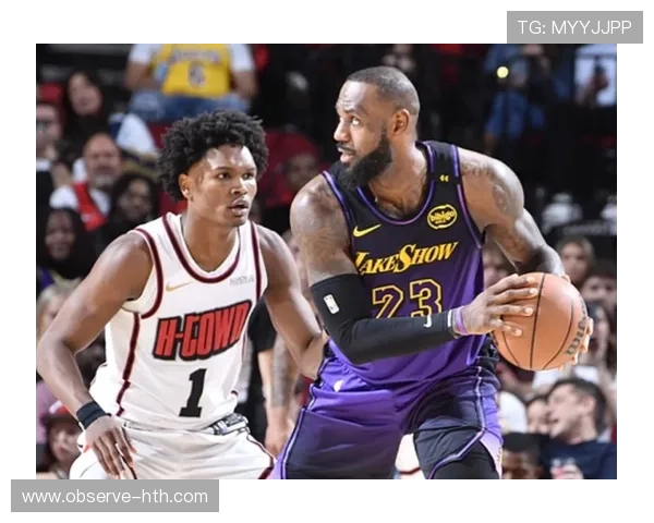 詹姆斯爆发砍下三双率湖人逆转勇士焦点之战冲击季后赛席位