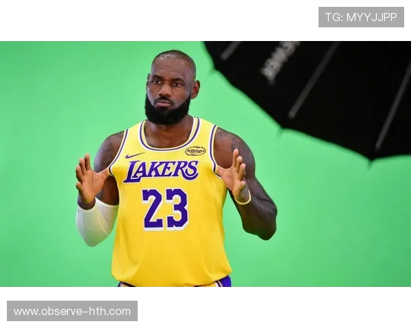 湖人詹姆斯伤情更新新赛季目标明确球队争冠信心十足